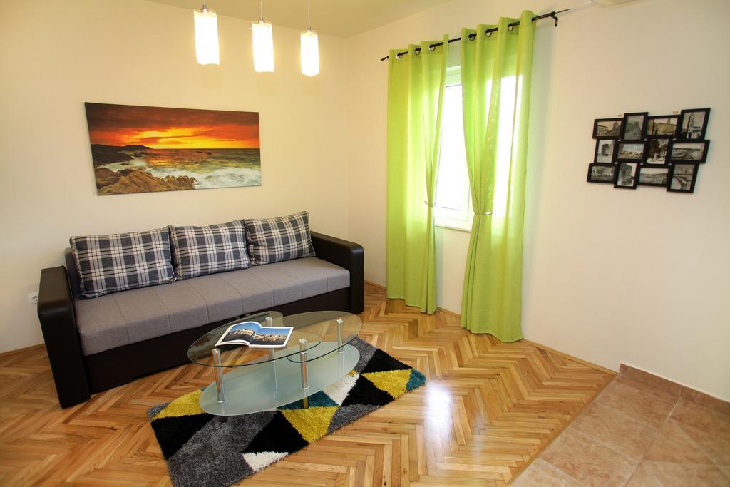 Apartment Biocic Trogir Bilik gambar